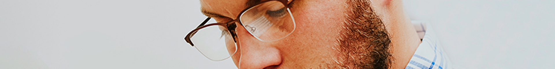 VS-top-main-banner_Eyeglasses_Eyeglass-Brands_Lite-Line-with-a-Twist